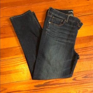 American Eagle straight size 16 short